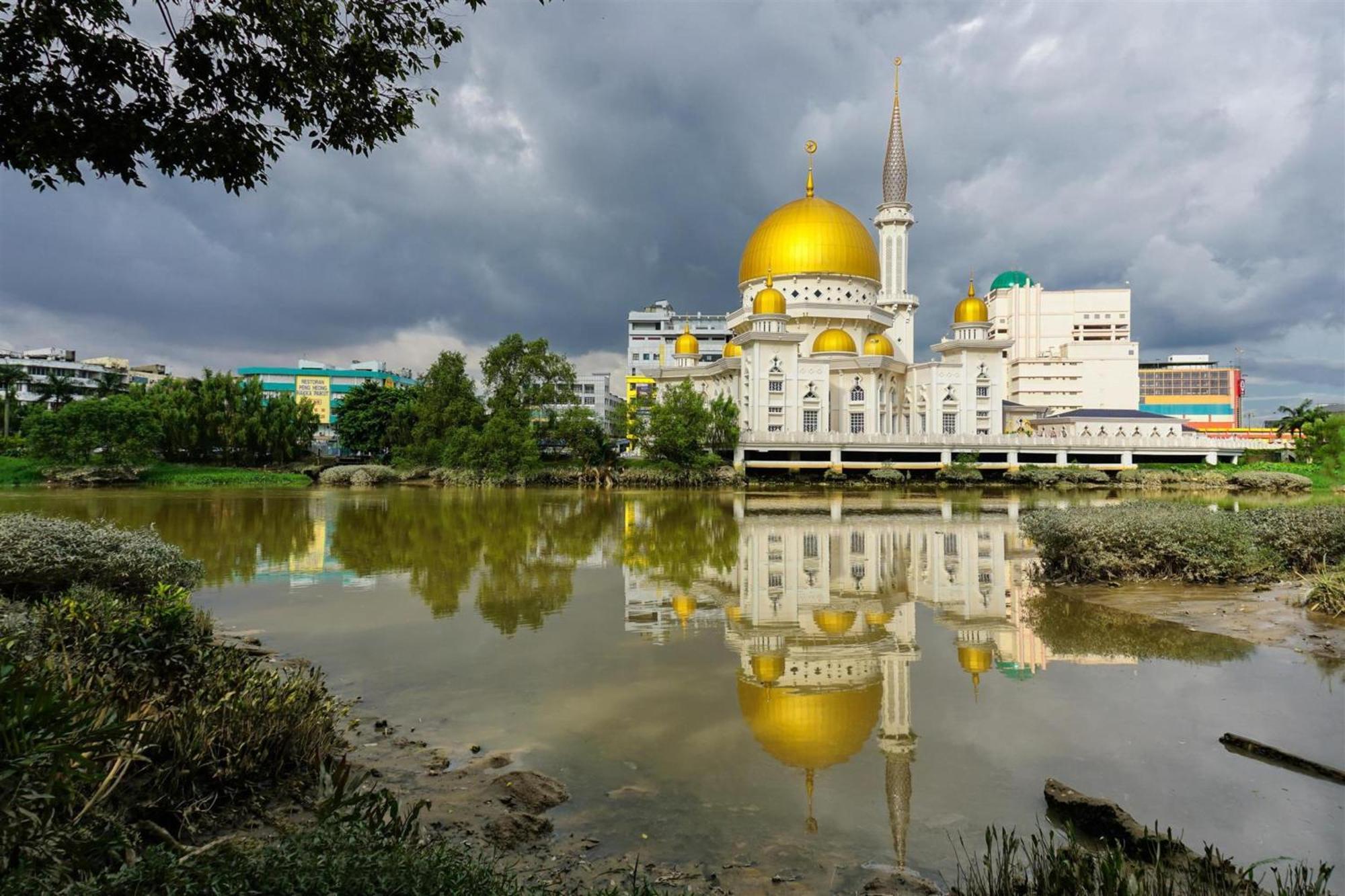OYO 447 Comfort Hotel Meru Klang Eksteriør bilde